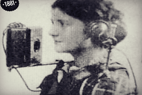 The History of Headphones: From 1960s Classics to Today’s Innovations