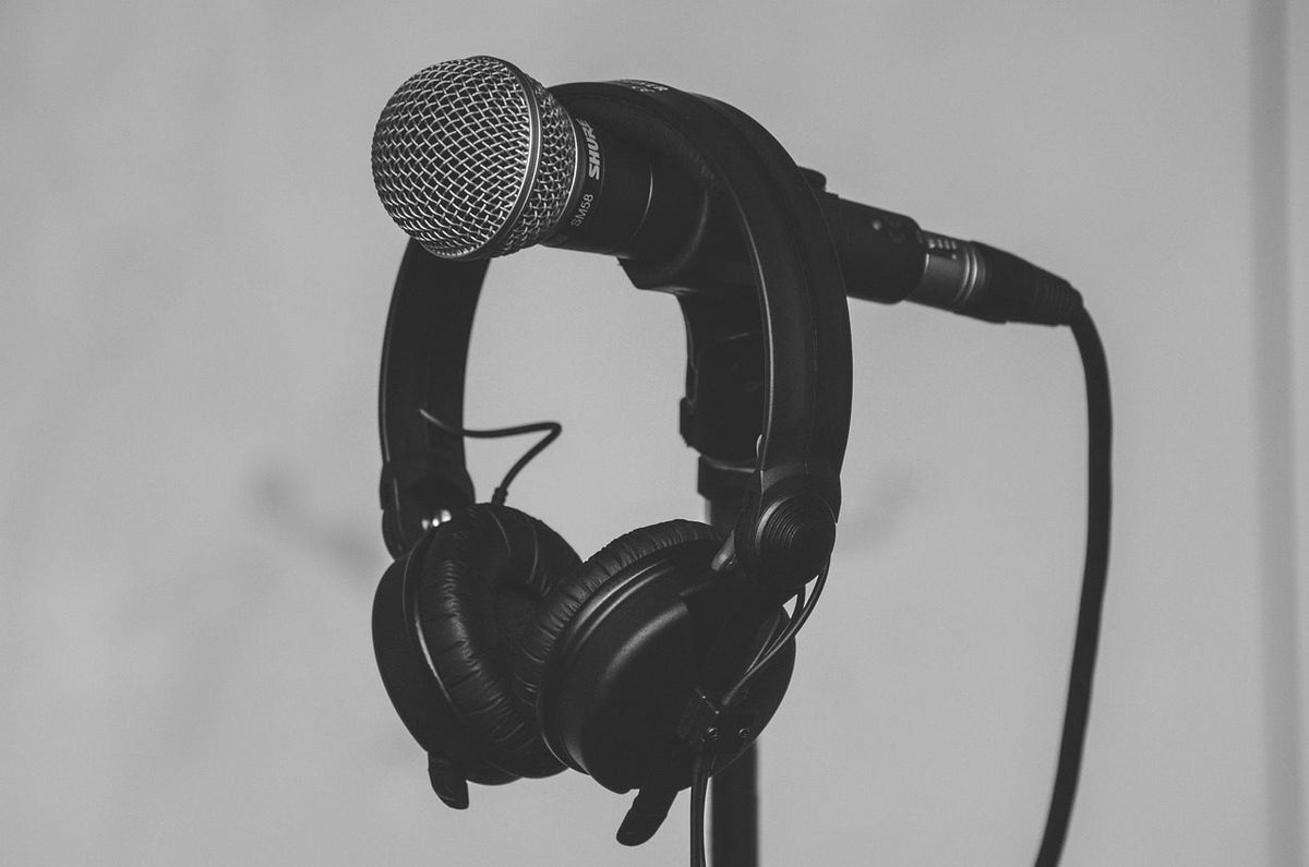 Memory Foam vs Protein Leather Ear Pads: Which Is Right for You? (2025 Guide)
